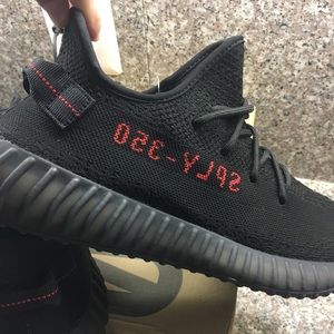 Yeezy boost 350 V2 ‘Bred’
